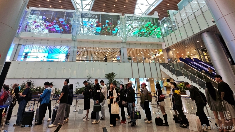 Queuing at Da Nang Airport