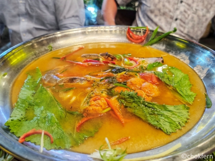 Fully cooked steamboat. 